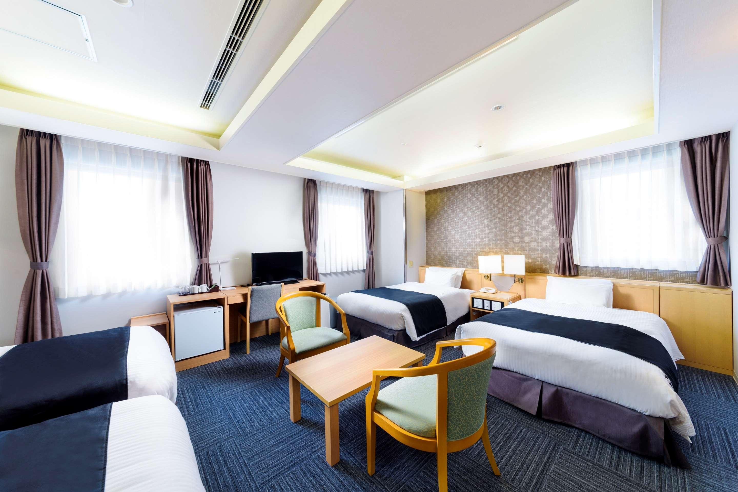 ชัวร์สเตย์ พลัส โฮเต็ล บาย เบสต์เวสเทิร์น ชิน-โอซาก้า Hotel ภายนอก รูปภาพ