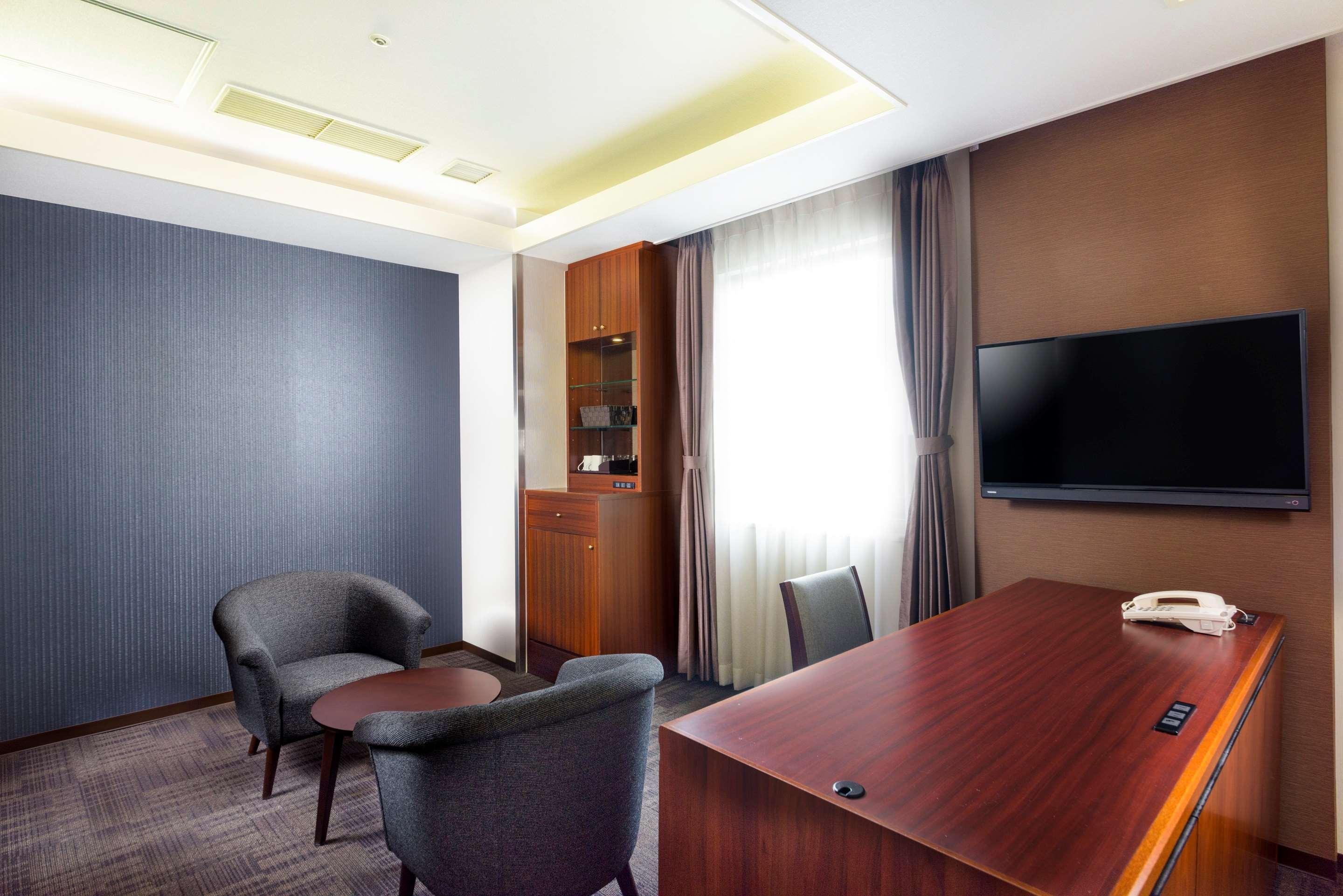 ชัวร์สเตย์ พลัส โฮเต็ล บาย เบสต์เวสเทิร์น ชิน-โอซาก้า Hotel ภายนอก รูปภาพ